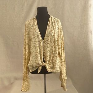 Faithful The Brand tie front blouse in a crepe yellow snakeskin pattern, size 8
